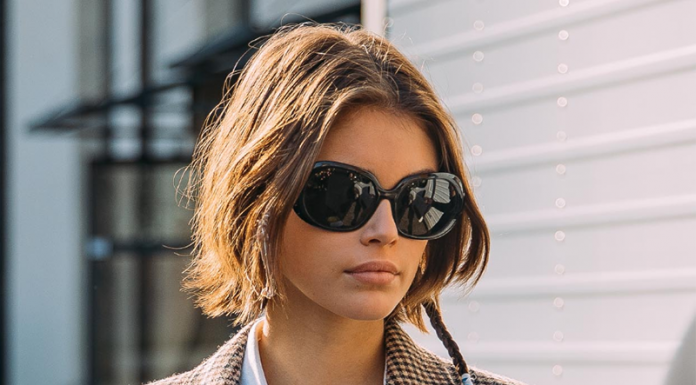 Kaia Gerber presenetila z neverjetno poletno barvo las