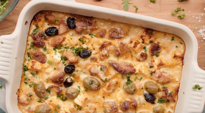 Recept: LCHF/Keto piščanec v pestu s feta sirom in olivami