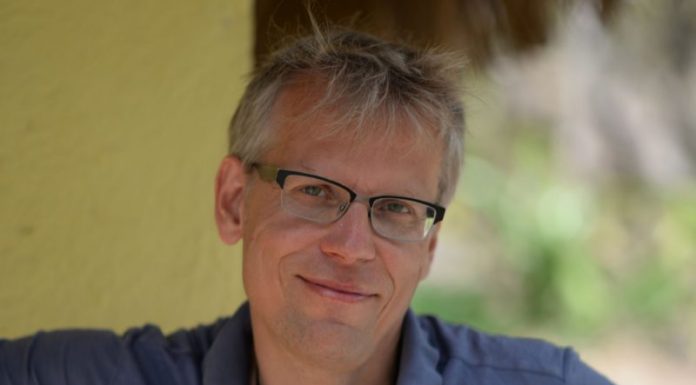 Harvardski epidemiolog: Zapiranja držav so katastrofalen eksperiment