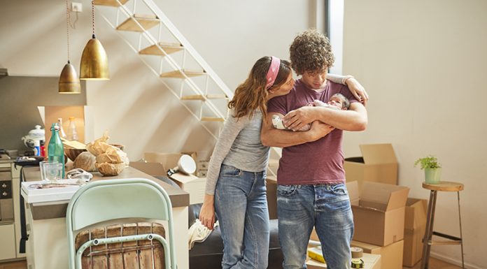 Kako lahko banke mladim pomagajo pri reševanju stanovanjskega problema?