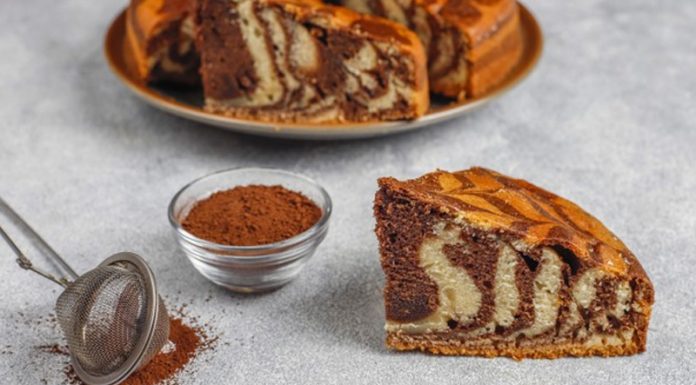 Recept: Marmorni kolač, ki vas bo navdušil