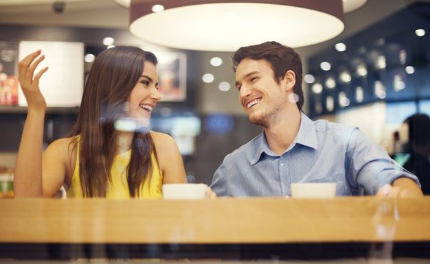 7 tem, o katerih se lahko pogovarjata s partnerjem, če sta že dolgo v zvezi