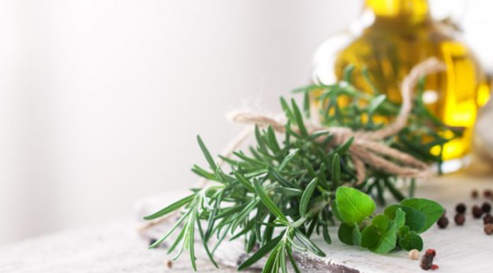 9 zelišč in začimb, s katerimi se borimo proti vnetnim procesom v telesu