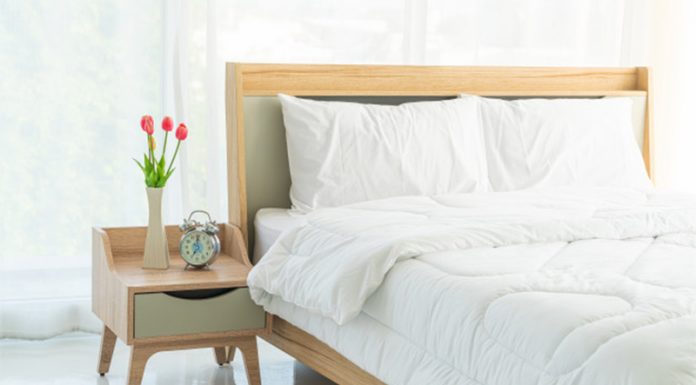 Kaj se lahko zgodi, če ne boste redno menjevali posteljnine