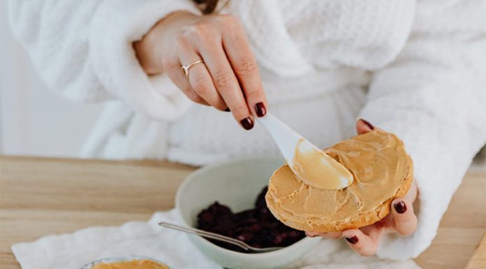 Imate raje kremno ali hrustljavo arašidovo maslo? Test razkrije vašo osebnost!