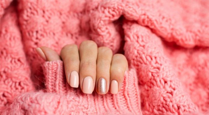 Kaj barva laka za nohte, ki ga nosite, pove o vaši osebnosti?