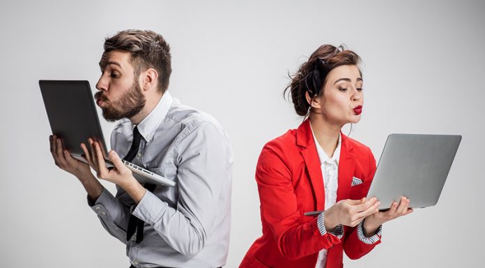 Spletno spoznavanje v teoriji in v praksi – 4 zanimive zgodbe