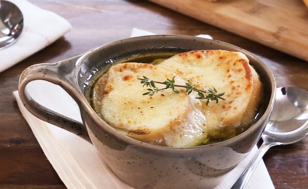 Recept: Francoska čebulna juha