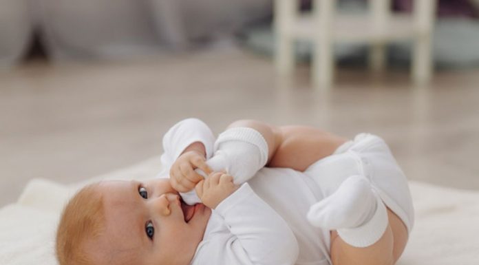 5 čudnih (a povsem običajnih) stvari o vašem novorojenčku