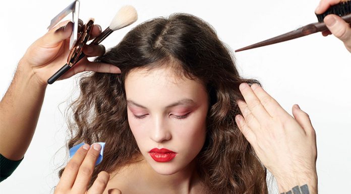 Prihajajo Valentino ličila