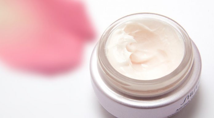 Sestavine v kozmetiki, ki se jim je dobro izogibati