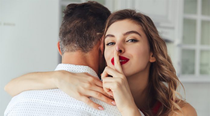 5 znakov, da ste se ustalili z moškim, ki ni za vas