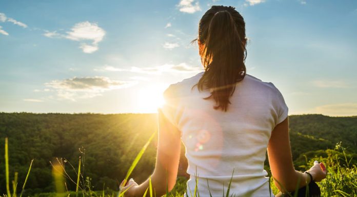 25 znakov, da imate ranjenega notranjega otroka in kako ga ozdraviti