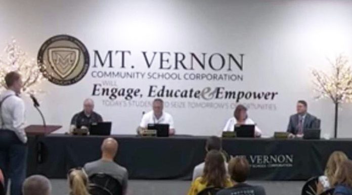 Dr. Dan Stock, družinski zdravnik, ovrgel vse laži o COVID-19