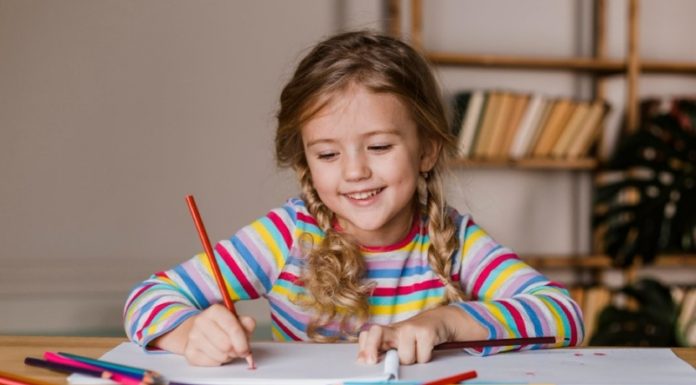 5 stvari, ki jih mora vsak starš narediti za vzgojo čustveno inteligentnega otroka