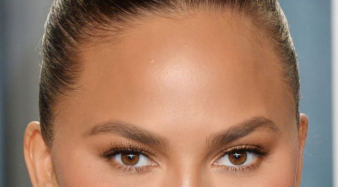 Zvezdnica se je odločila za transplantacijo obrvi + vse, kar morate vedeti o postopku