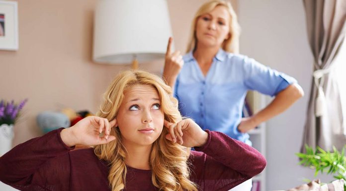 Koliko svobode bi morali starši dati svojim najstnikom?