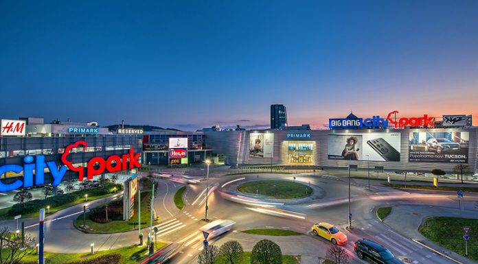 Citypark podarja e-vinjeto; trgovine pa vas pričakujejo z visokimi popusti