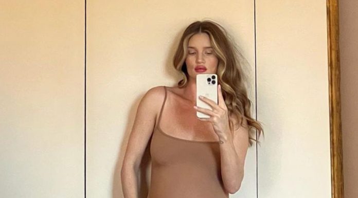 Manekenka rodila drugega otroka, deklico