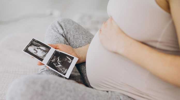 Še en strašljiv razlog, zakaj prenehati s kajenjem med nosečnostjo