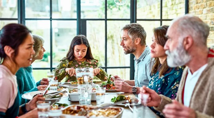 10 tragičnih, a resničnih razlogov, zakaj ljudje prekinejo stike z družino