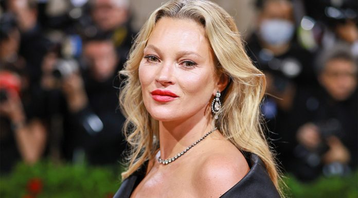 Kate Moss: “Ko sem snemala z Markom Wahlbergom za Calvin klein, sem se psihično zlomila”