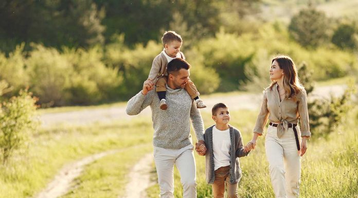 4 prednosti preživljanja časa na prostem z družino