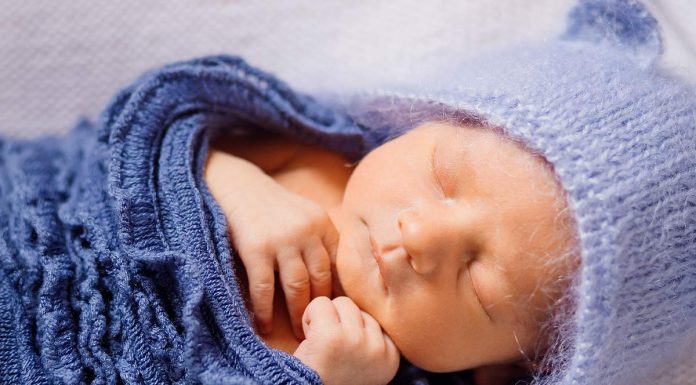 4 načini, kako hitro uspavati svojega dojenčka