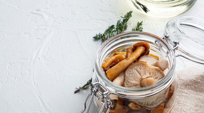 Recept: Vložene gobe v kisu