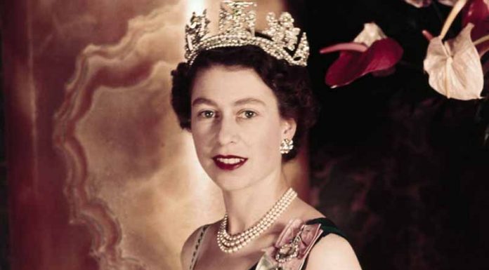 8 koristnih življenjskih lekcij kraljice Elizabete