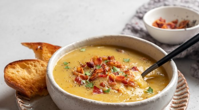 Recept: Juha s krompirjem in slanino