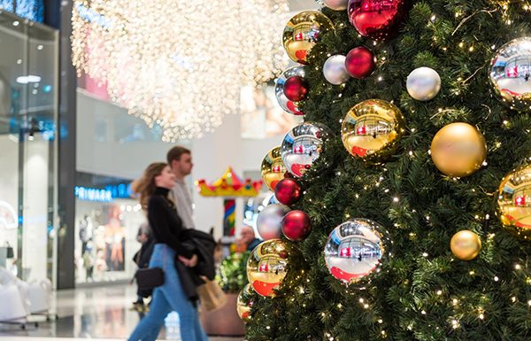 Praznično nakupovanje v polnem teku v SES-ovih najboljših nakupovalnih središčih