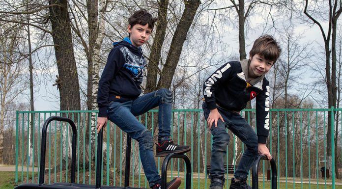 Otroci in ADHD: Ocenjevanje normalnosti v nenormalnem okolju