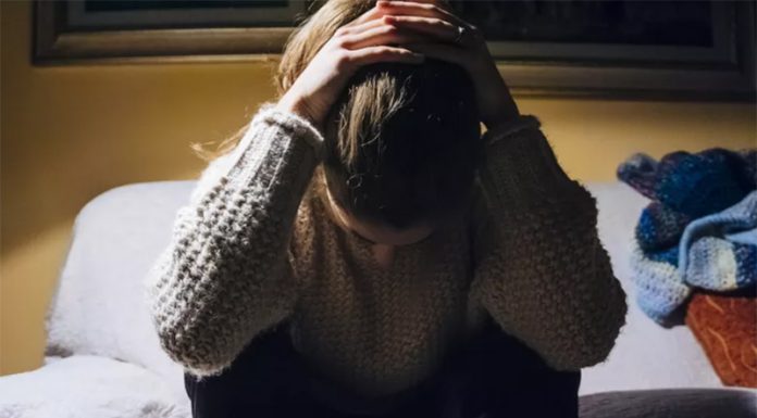 COVID-19 je povzročil hitrejše staranje možganov najstnikov, ugotavlja nova študija