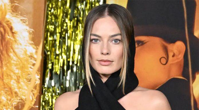 Margot Robbie šokirala z izbiro obleke (prej bi jo pričakovali na kateri izmed sester Kardashian)