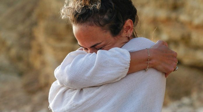 7 najboljših nadomestkov objemov, če nimate ljudi, ki so vam blizu