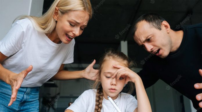 Obstajajo 4 vrste čustveno nezrelih staršev; ste odraščali pri njih?