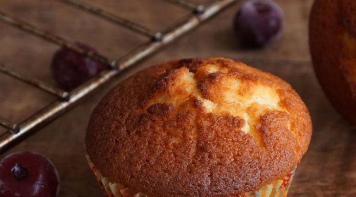 Recept: Višnjevi muffini