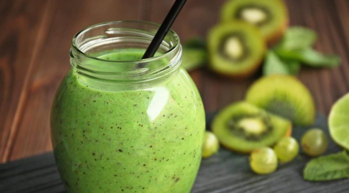 Recept: Smoothie s kivijem in zelenjavo