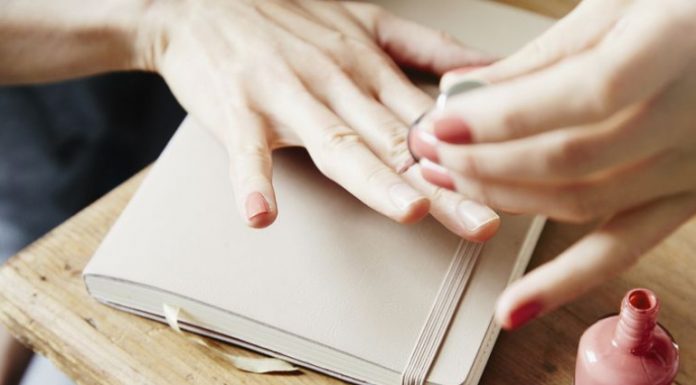 Kako preprečiti luščenje laka za nohte