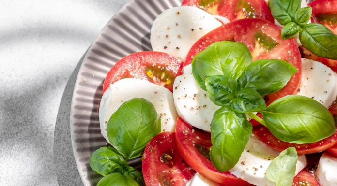 Recept: Caprese solata