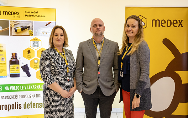 V Medexu prvi na svetu potrdili učinkovitost matičnega mlečka pri blaženju vnetnih procesov v telesu