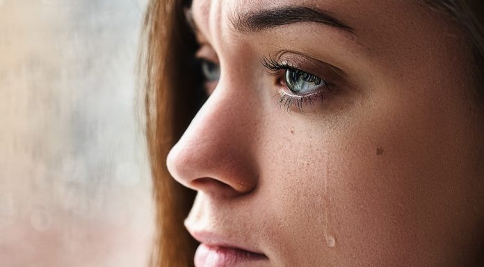 5 razlogov, zakaj je jok koristen za naše telo in dušo