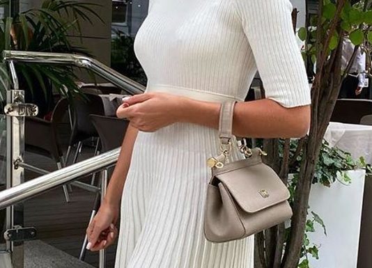 Ideje za elegantne, ženstvene outfite za pomlad 2023