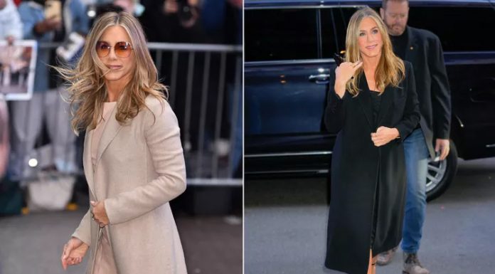 Jennifer Aniston očarala v elegantnem spomladanskem plašču