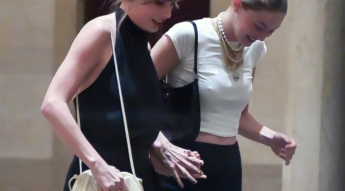 Dolgolase zvezdnice navdušene nad to preprosto pričesko za vroče poletne dni