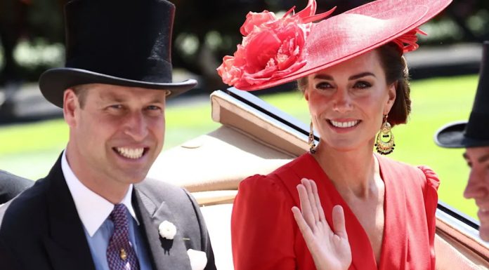 Kate Middleton na petkovem dogodku blestela v rdeči obleki