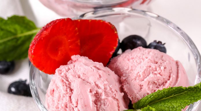 Recept: Jagodni sladoled, pripravljen v hipu