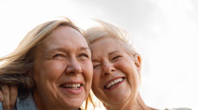 Kaj pomenijo sanje o starih prijateljih?