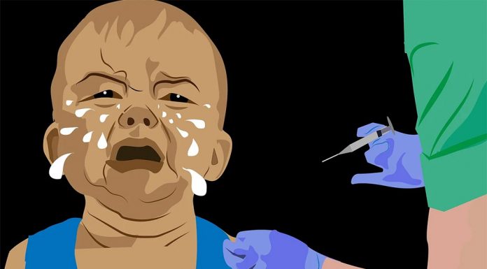 Takole je skrben očka, ki mu otroka zaradi necepljenja niso hoteli sprejeti v vrtec, raziskal cepiva